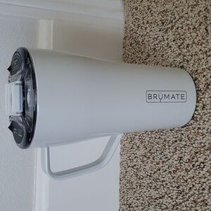 NWT Brumate 22oz Toddy mug